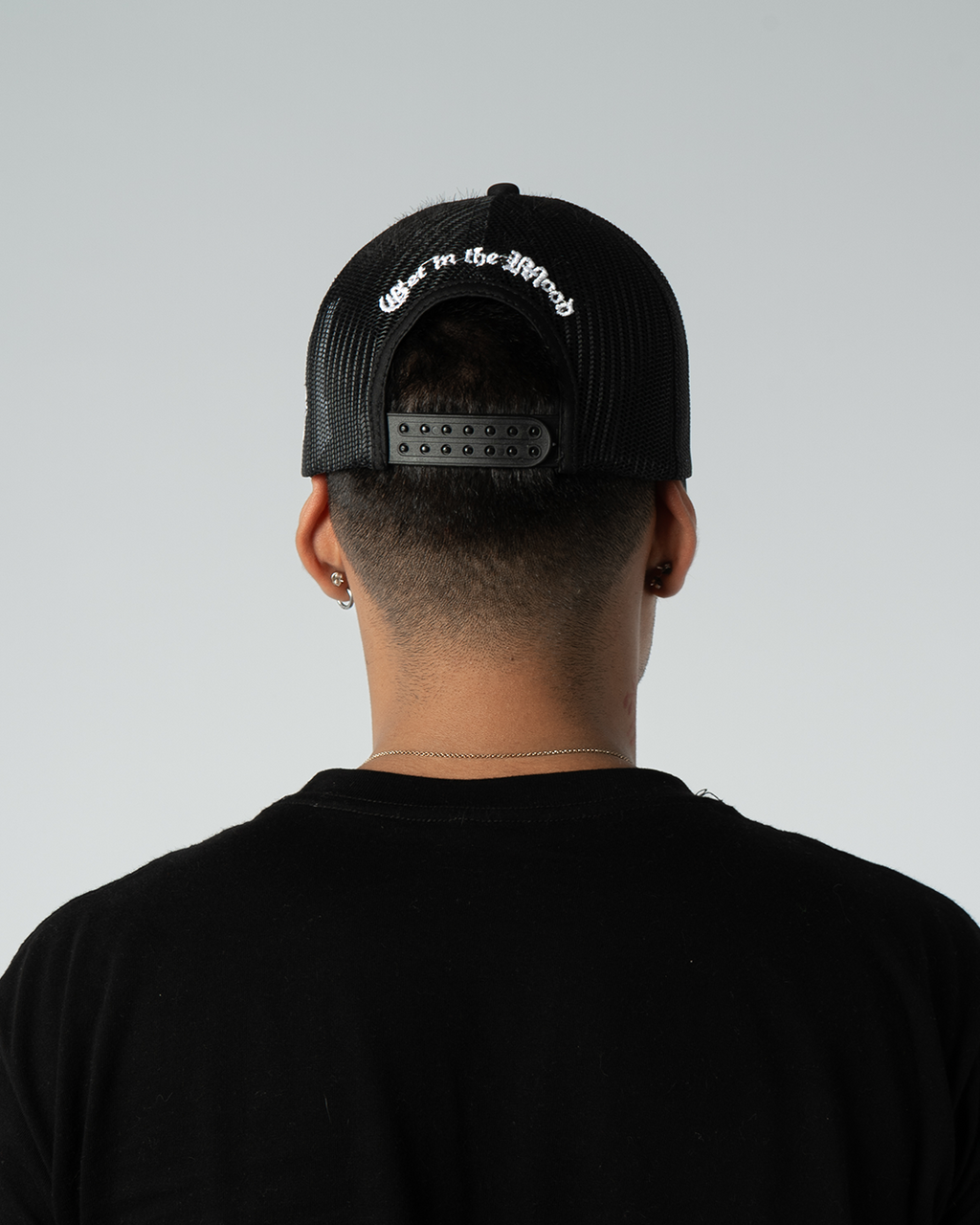 GORRA TRUCKER HAT BLACK